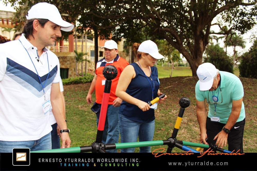 Team Building en Quito con talleres de cuerdas para fortalecer la cohesión del equipo