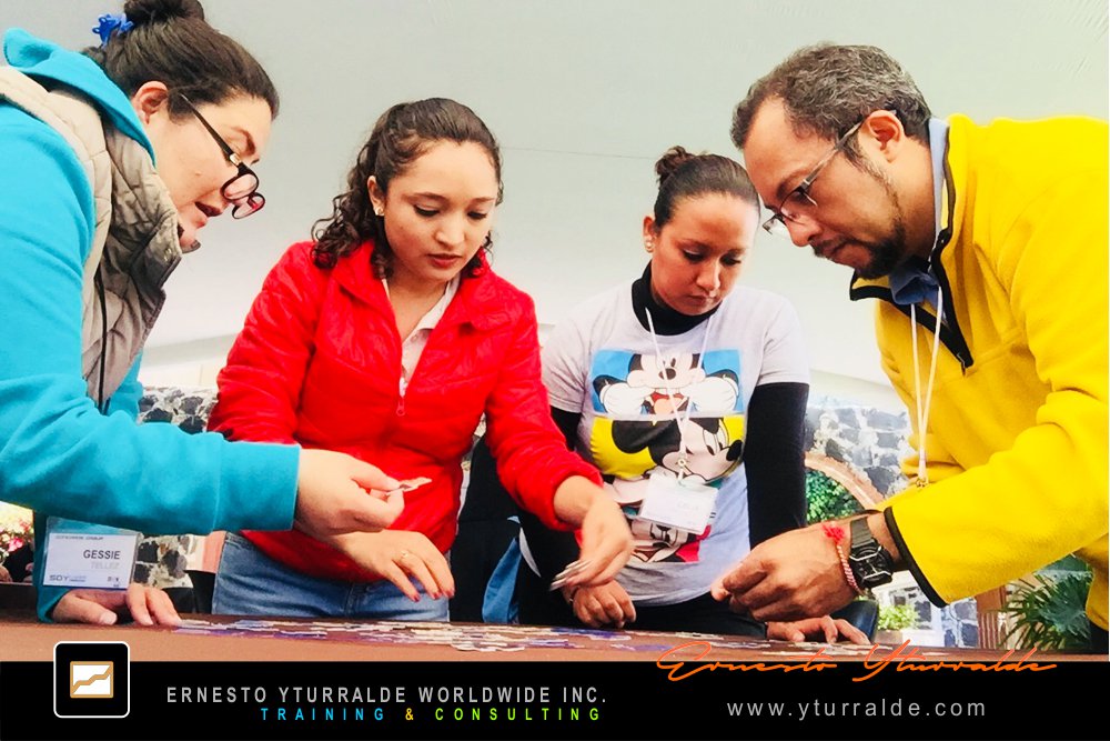 Talleres de cuerdas en Quito para fortalecer la integración del equipo